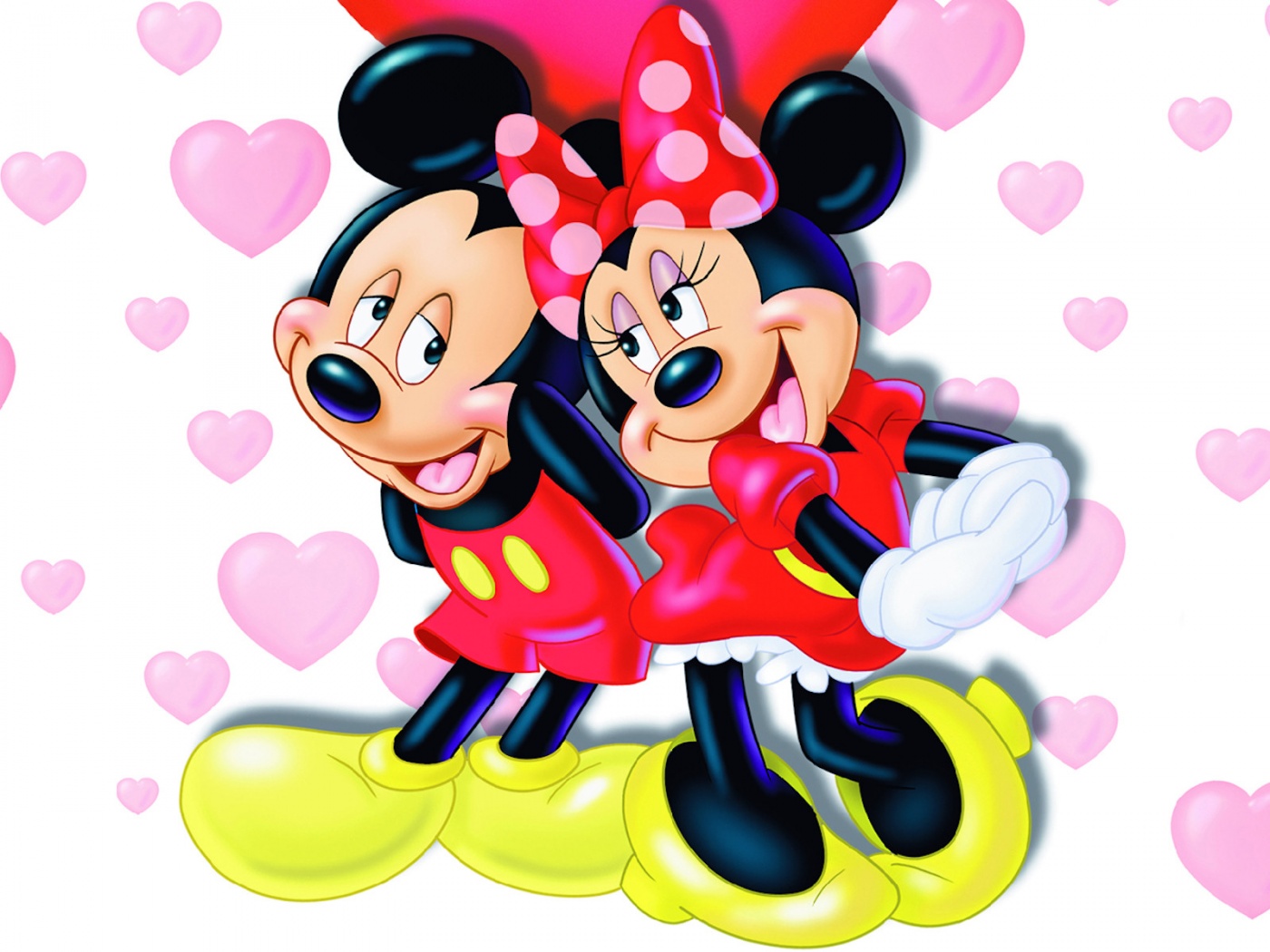 Disney Wallpaper - Mickey and Minnie in Love