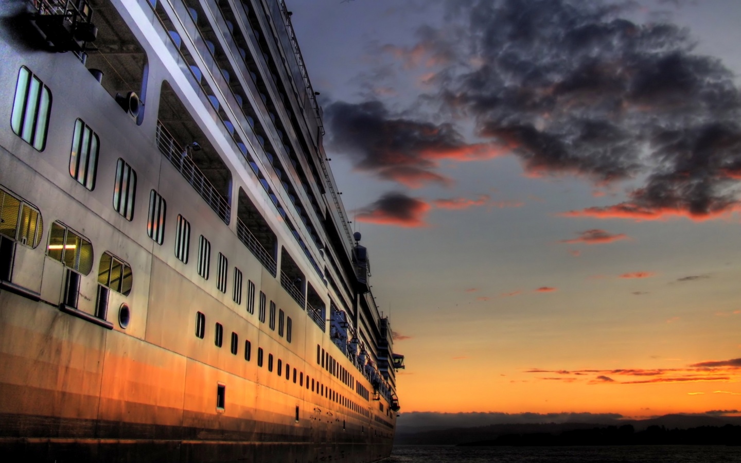 Sunset Cruise Wallpaper